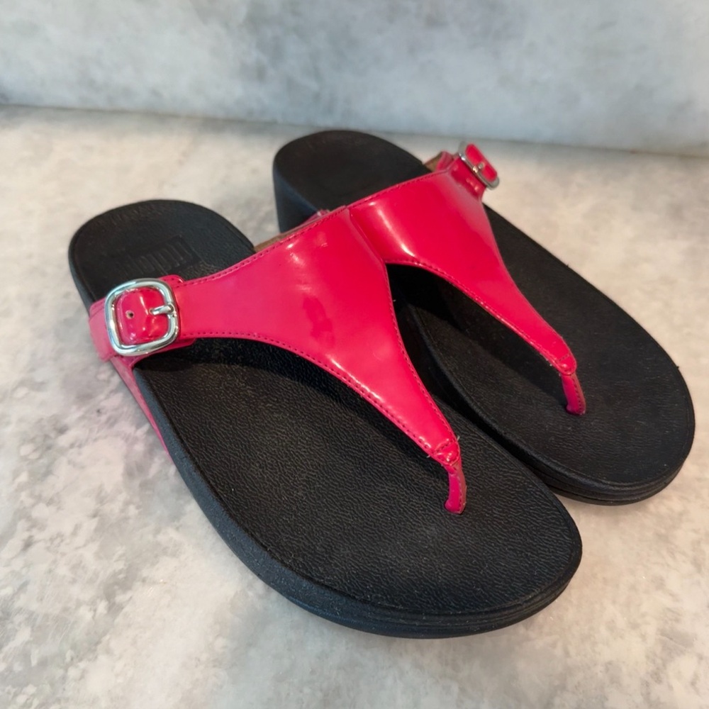Fitflop The Skinny Flip Flops Hot Pink Buckle Size 6